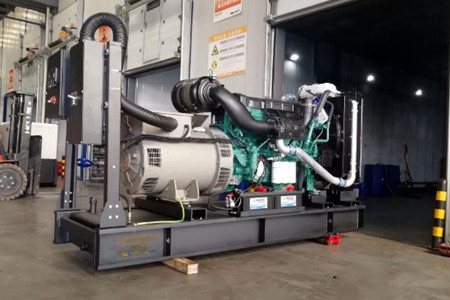 哪些情況下柴油發(fā)電機(jī)組必須緊急停機(jī)?